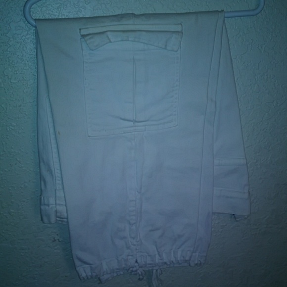 Capris - Picture 2 of 2